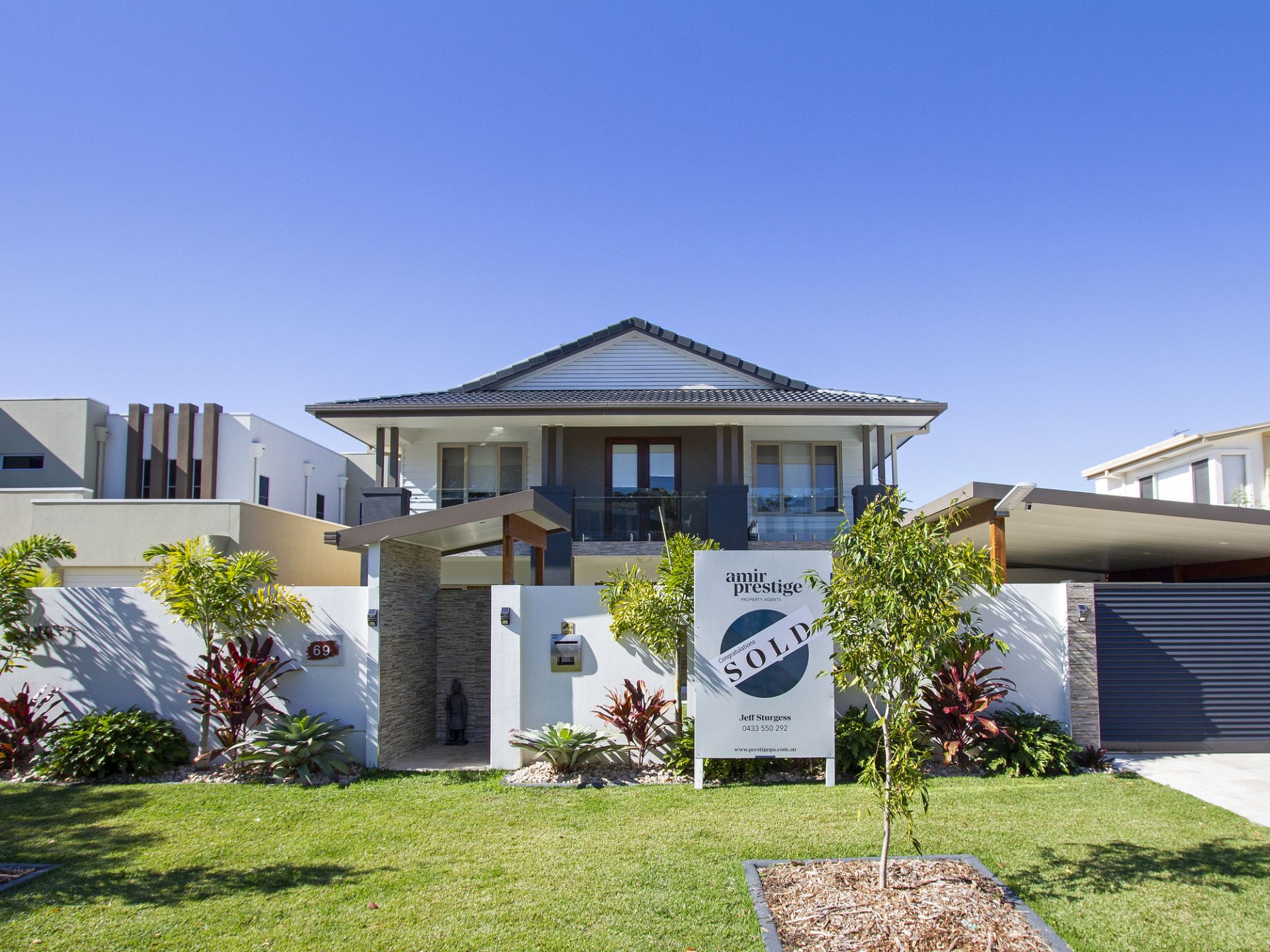 69 Compass Drive, Biggera Waters - Thumbnail 3