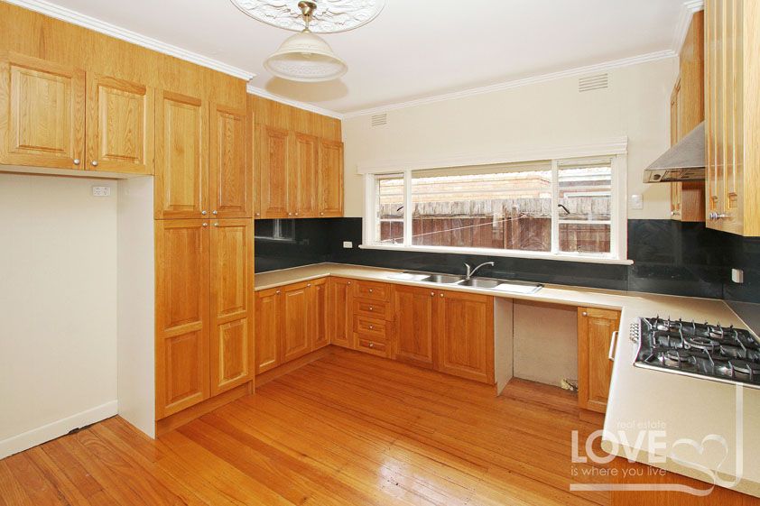 SPACIOUS FAMILY HOME IN PRIME LOCATION    *Insp Thu 7th Apr @ 4:00pm*