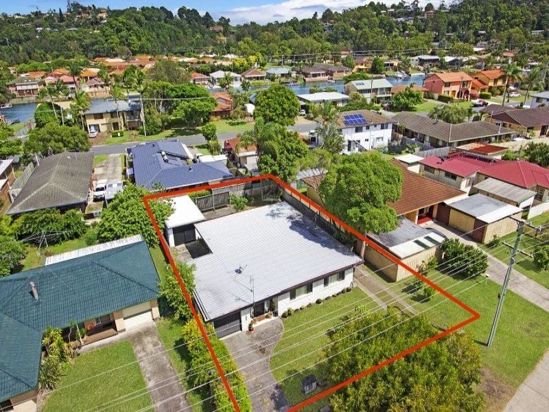 27 Riviera Avenue TWEED HEADS WEST NSW, Tweed Heads West - Thumbnail 2