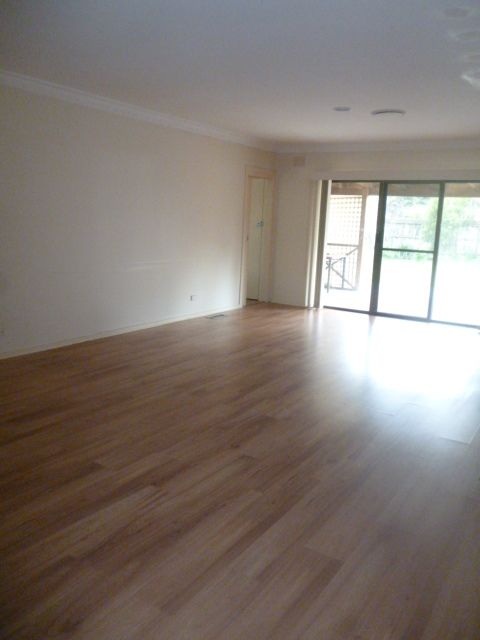 SPACIOUS FAMILY HOME! CLOSE TO TRANSPORT AND ALL AMENITIES!