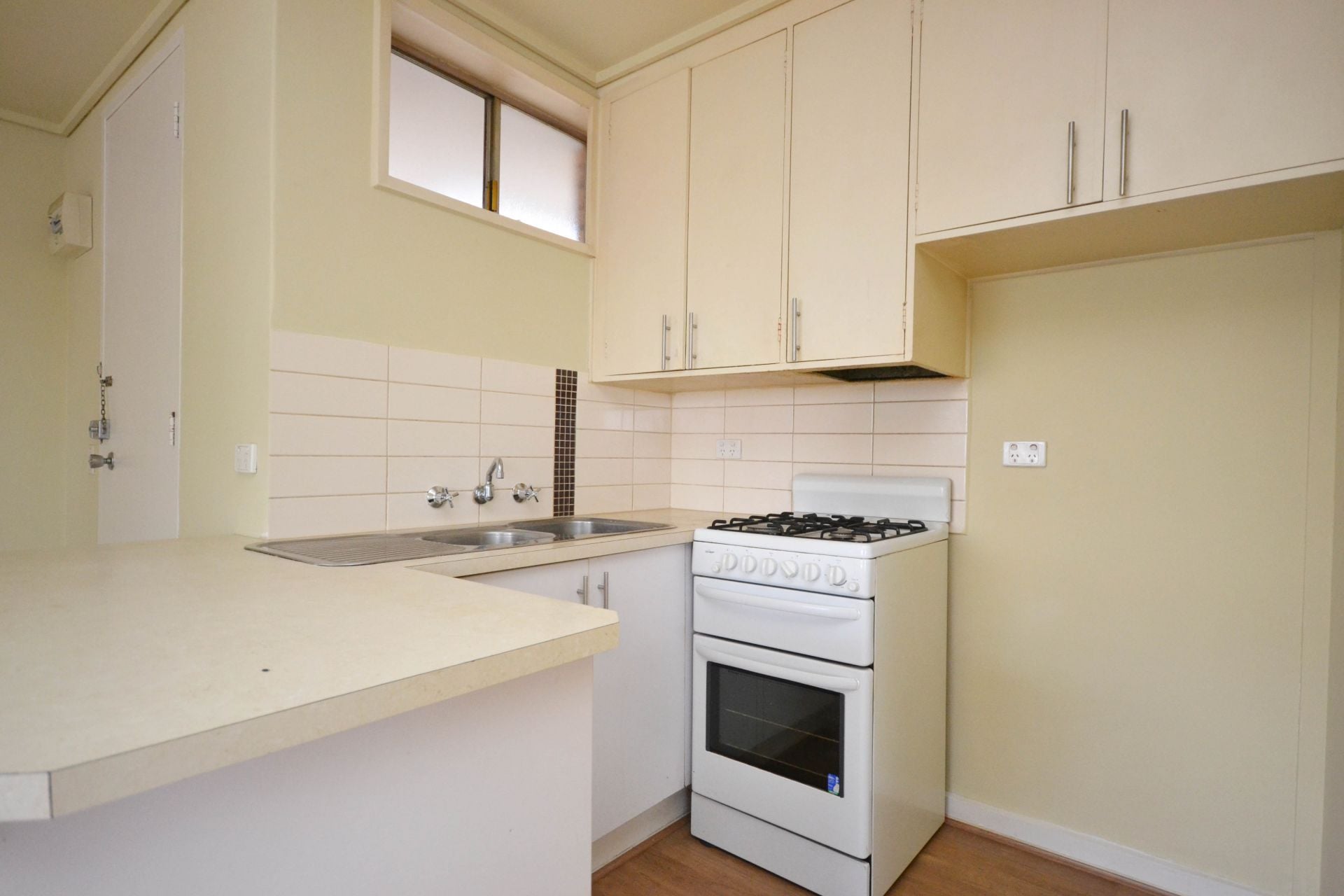 SPACIOUS PRESTON PAD