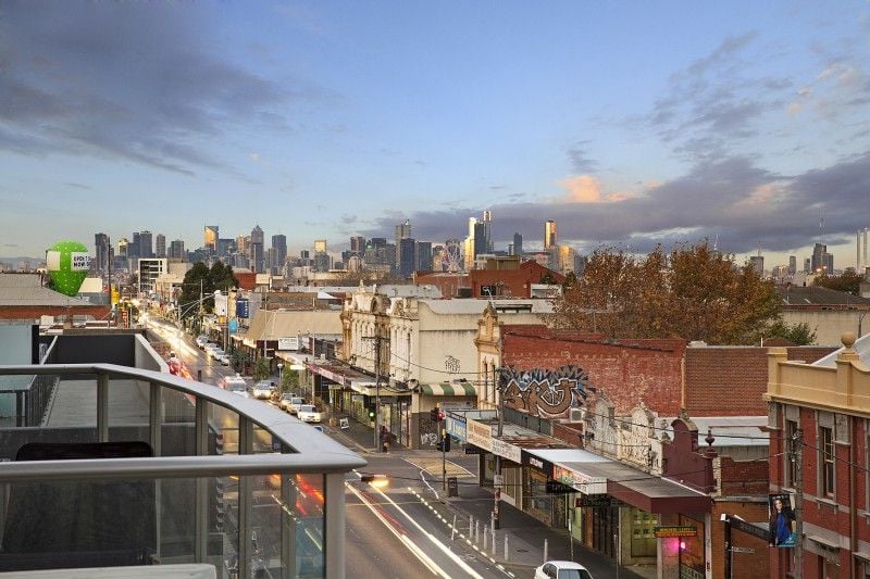 303/250 Barkly Street, Footscray - Thumbnail 2