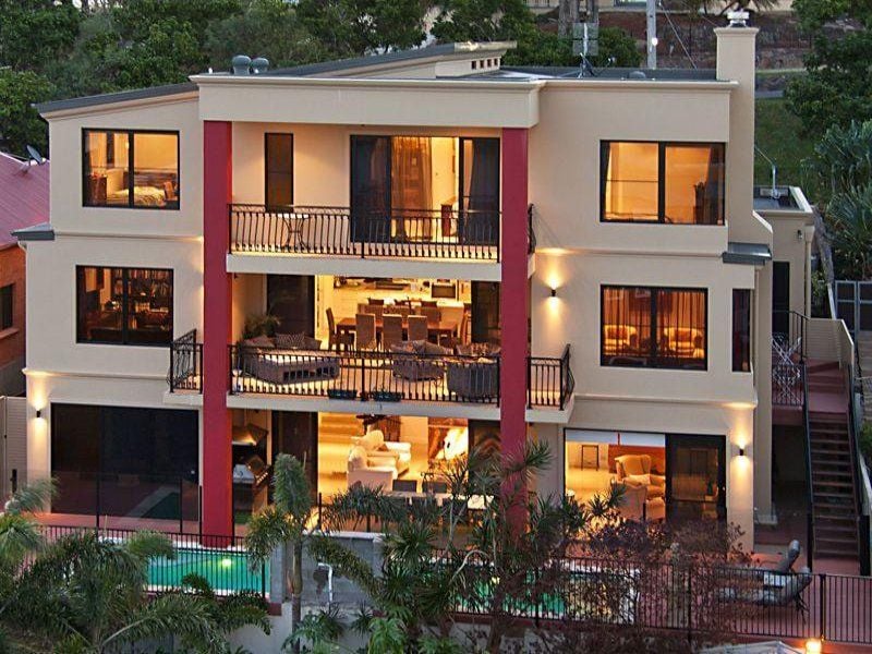COOLANGATTA'S MOST ELABORATE RESIDENCE - 200m TO THE SURF, Coolangatta'S Most Elaborate Residence - 200m To The Surf - Thumbnail 5