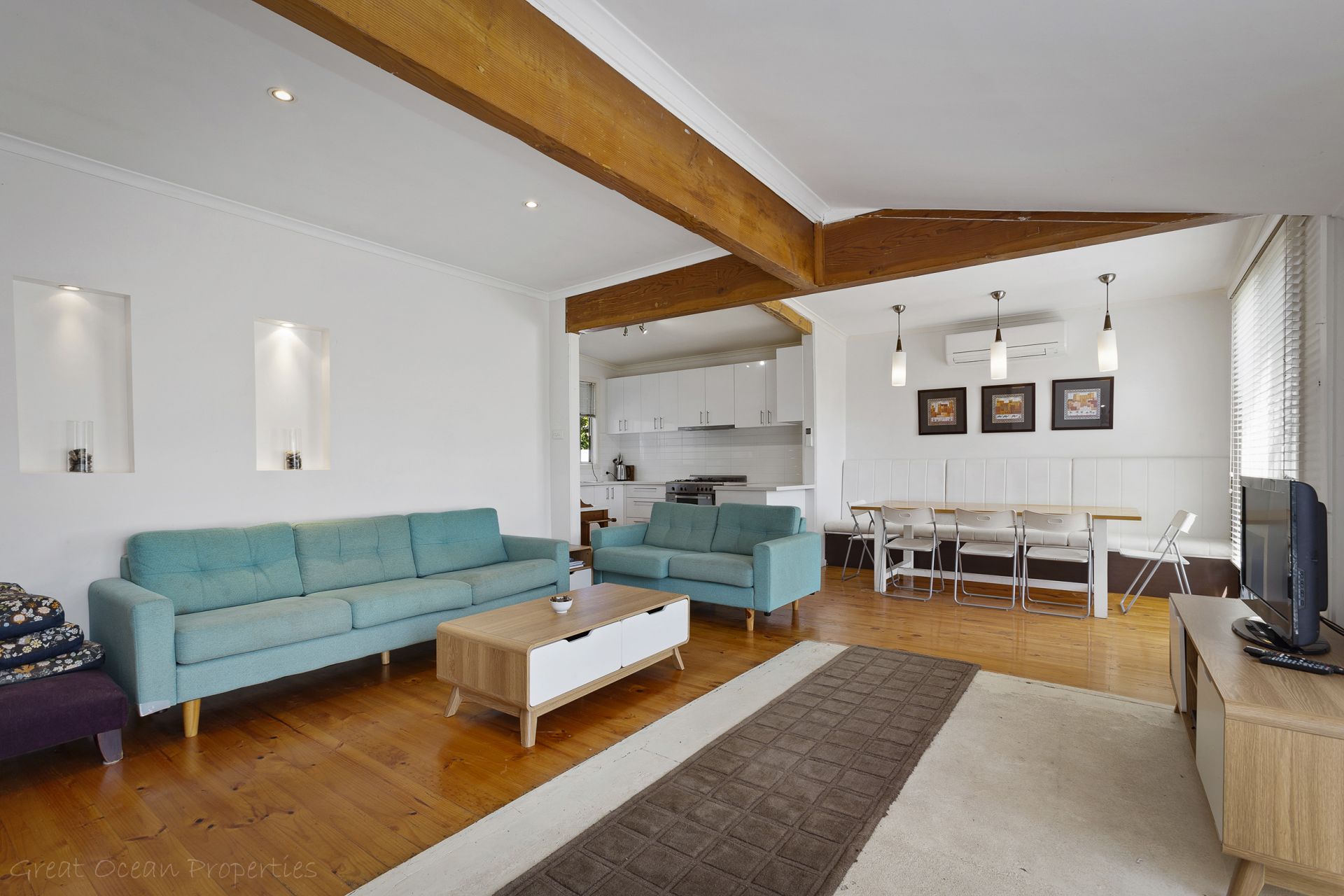 15 McLennan Street, Apollo Bay - Thumbnail 4