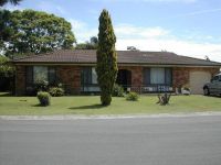 9 Island Place URUNGA NSW