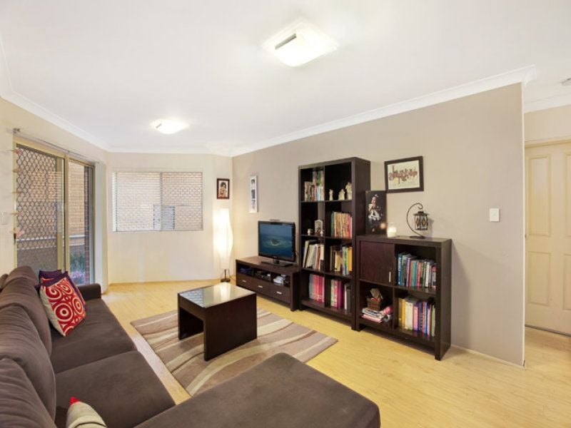 4/6-10 Gray Street, SUTHERLAND, Sutherland - Thumbnail 3