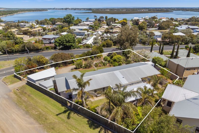 34 Wallington Road (Cnr The Parade) Ocean Grove VIC, Ocean Grove - Thumbnail 2