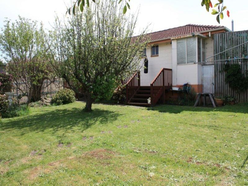 32 Chichester Drive, DEVONPORT