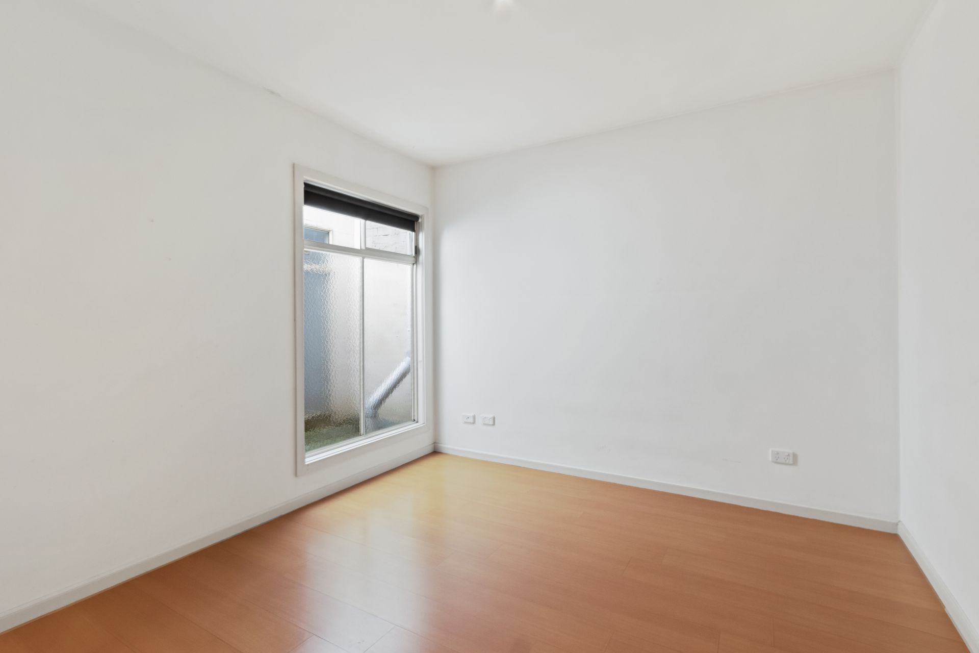 ONE BEDROOM STUDIO APARTMENT IN PRIME LOCATION