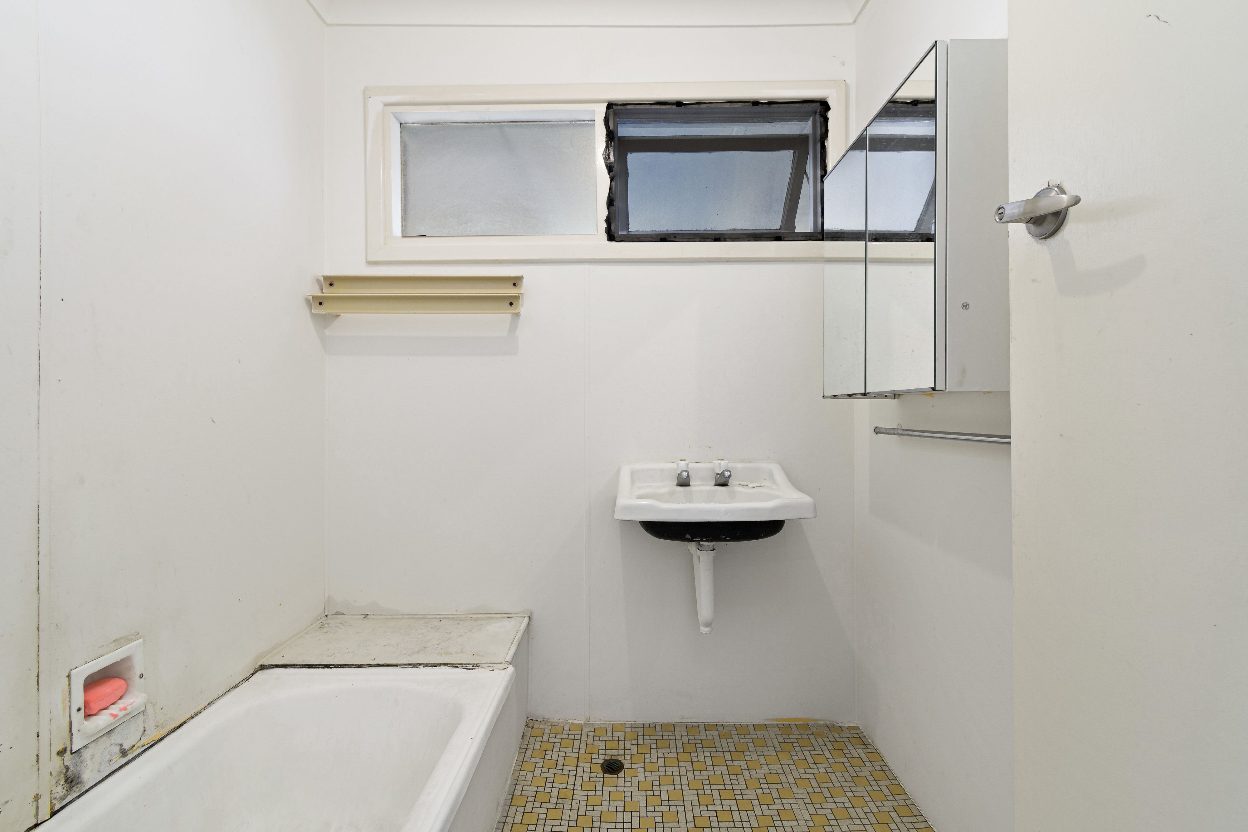 Real Estate For Sale 194 Corfield Street Gosnells , WA