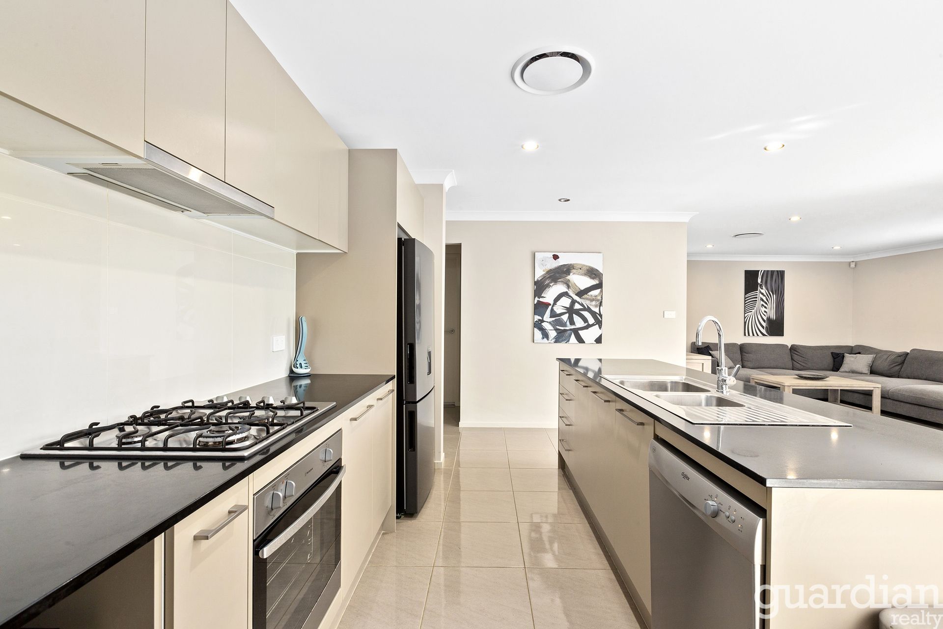 22 Annaluke Street Riverstone NSW, Riverstone - Thumbnail 4