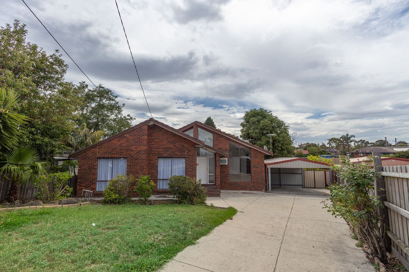 Well Presented 3 bedroom House