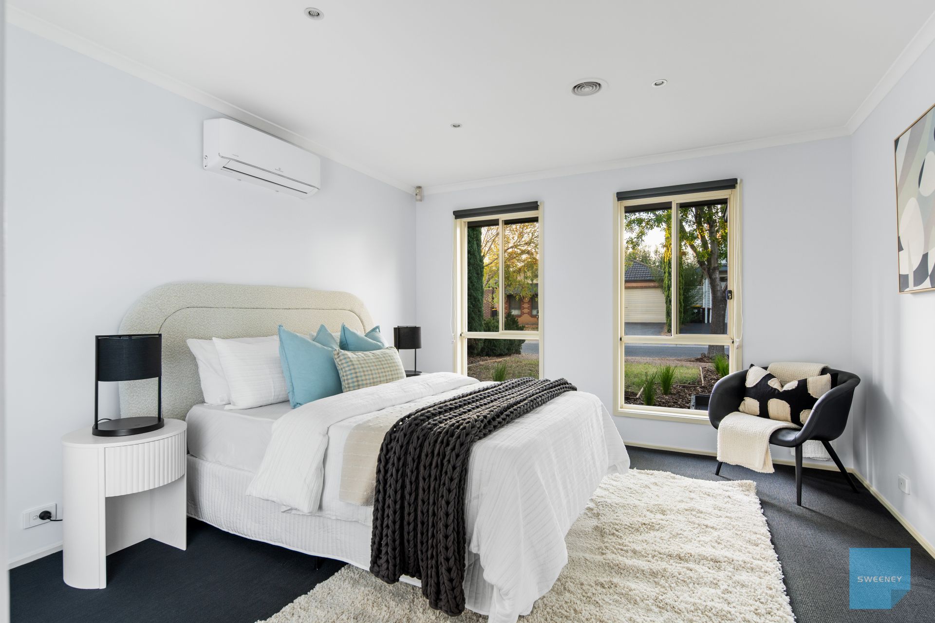 11 Holcolme Street, Caroline Springs - Thumbnail 3