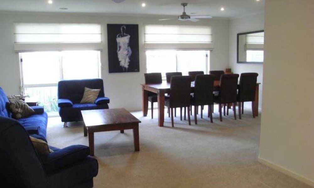 SPACIOUS & STYLISH