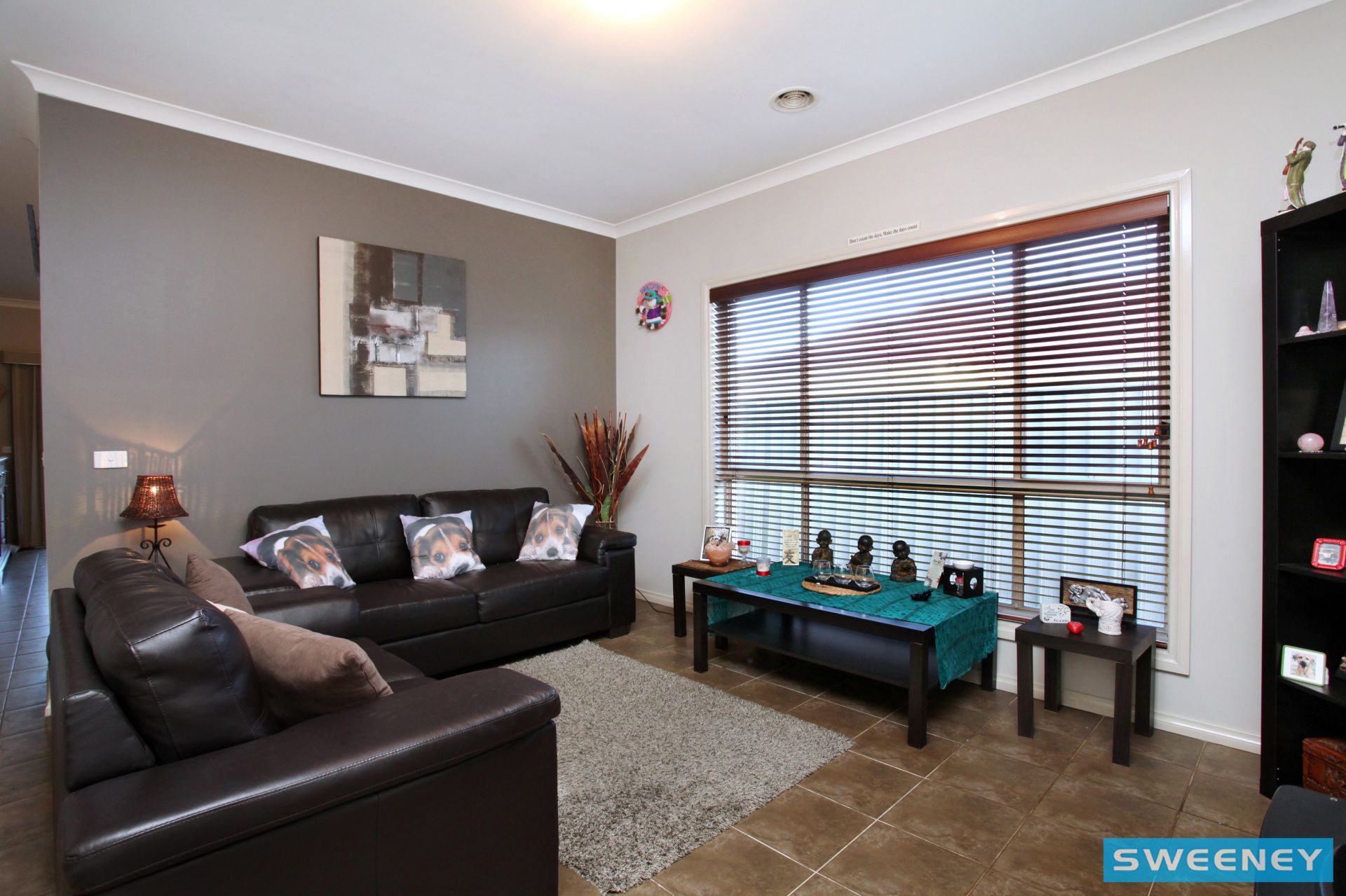 28 Barringo Way, Caroline Springs - Thumbnail 5