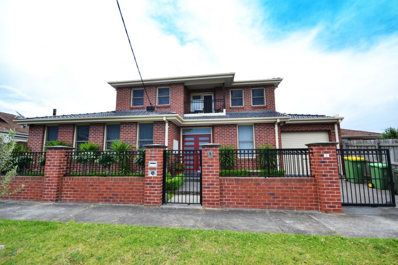 2E Sylvester Grove, Preston