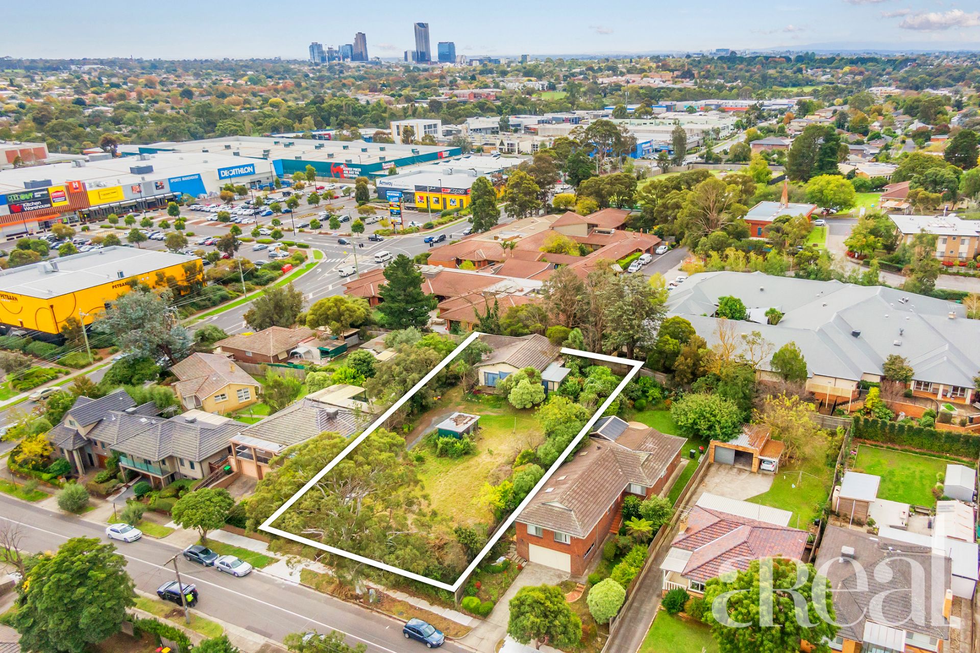 Real Estate For Sale 3 Aldinga Street Blackburn South , VIC