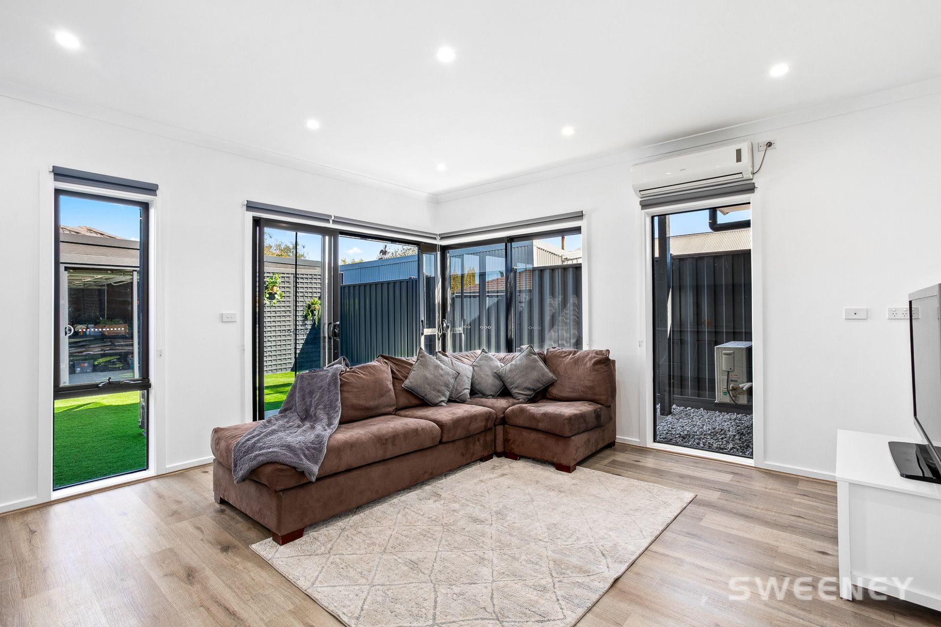 1/12 Brennan Court, Altona Meadows - Thumbnail 5