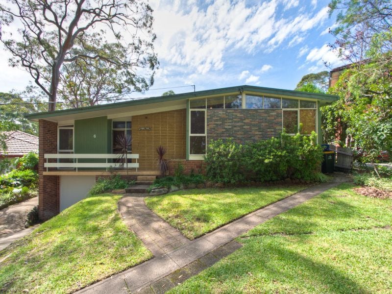 SOLD BY JOHN PYE REAL ESTATE 9476 0000