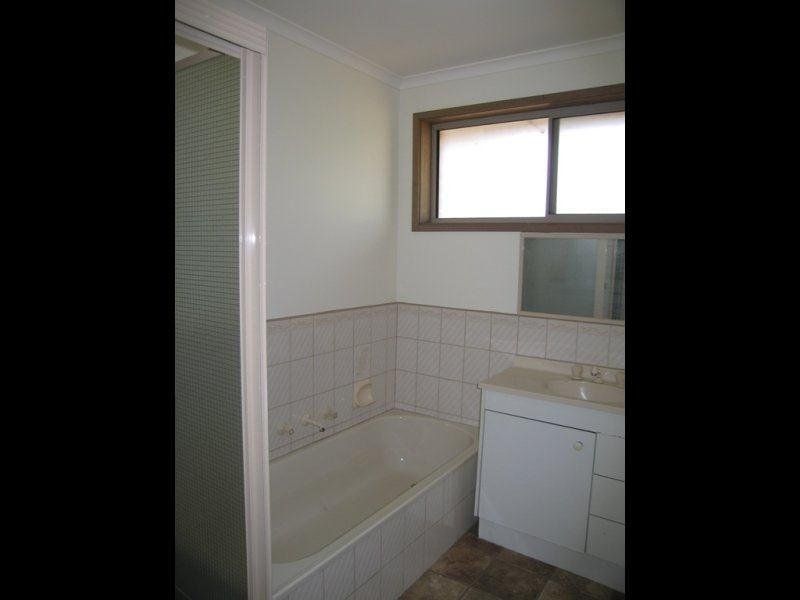 IF YOURE LOOKING FOR SPACE, LOOK NO FURTHER!!