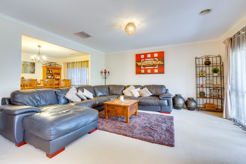 8 Ruddick Place, Bacchus Marsh - Thumbnail 5