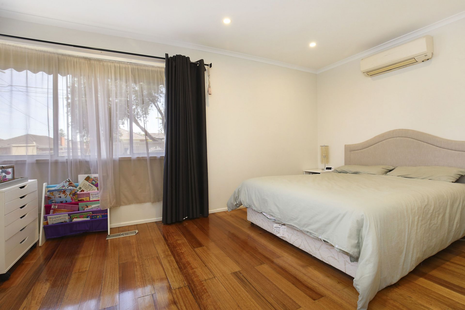 TASTEFULLY UPDATED - 6 month lease option