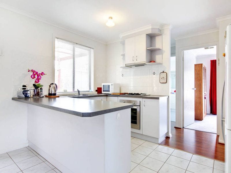 1A Huggins Court, Altona Meadows - Thumbnail 3
