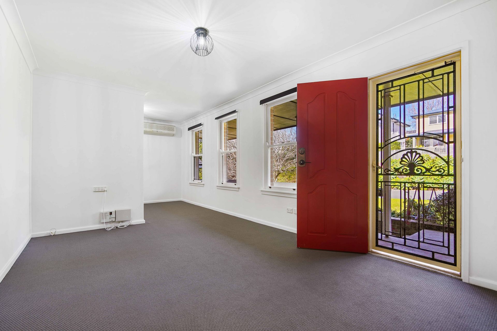 Real Estate For Lease 1 Orana Avenue Kiama , NSW