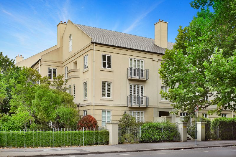Real Estate For Lease 7/201 Wellington Parade South East Melbourne