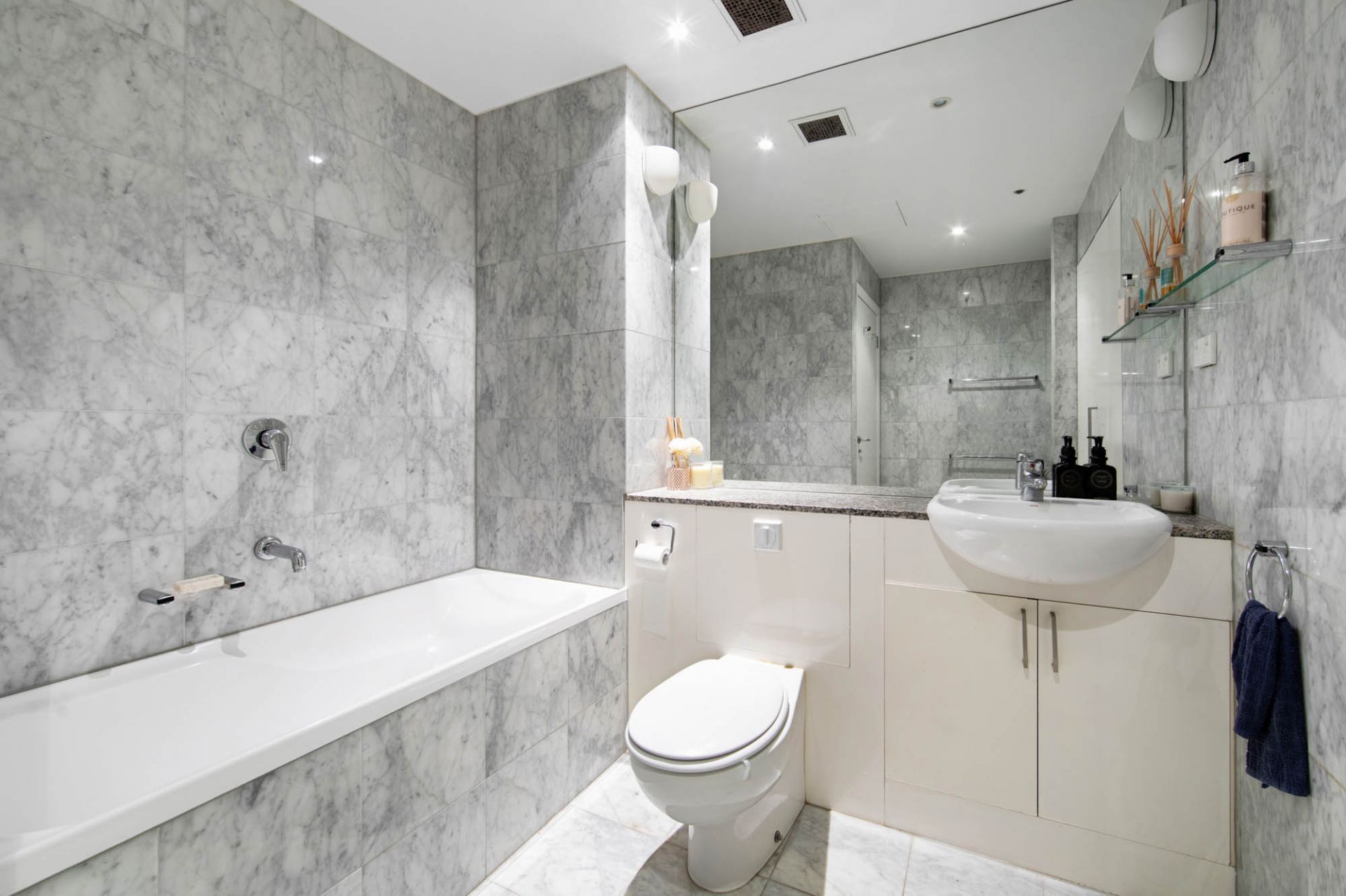 405/221 Sturt Street, Southbank - Thumbnail 8