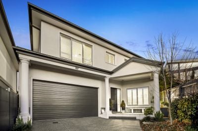 18 Heather Court, Hawthorn East