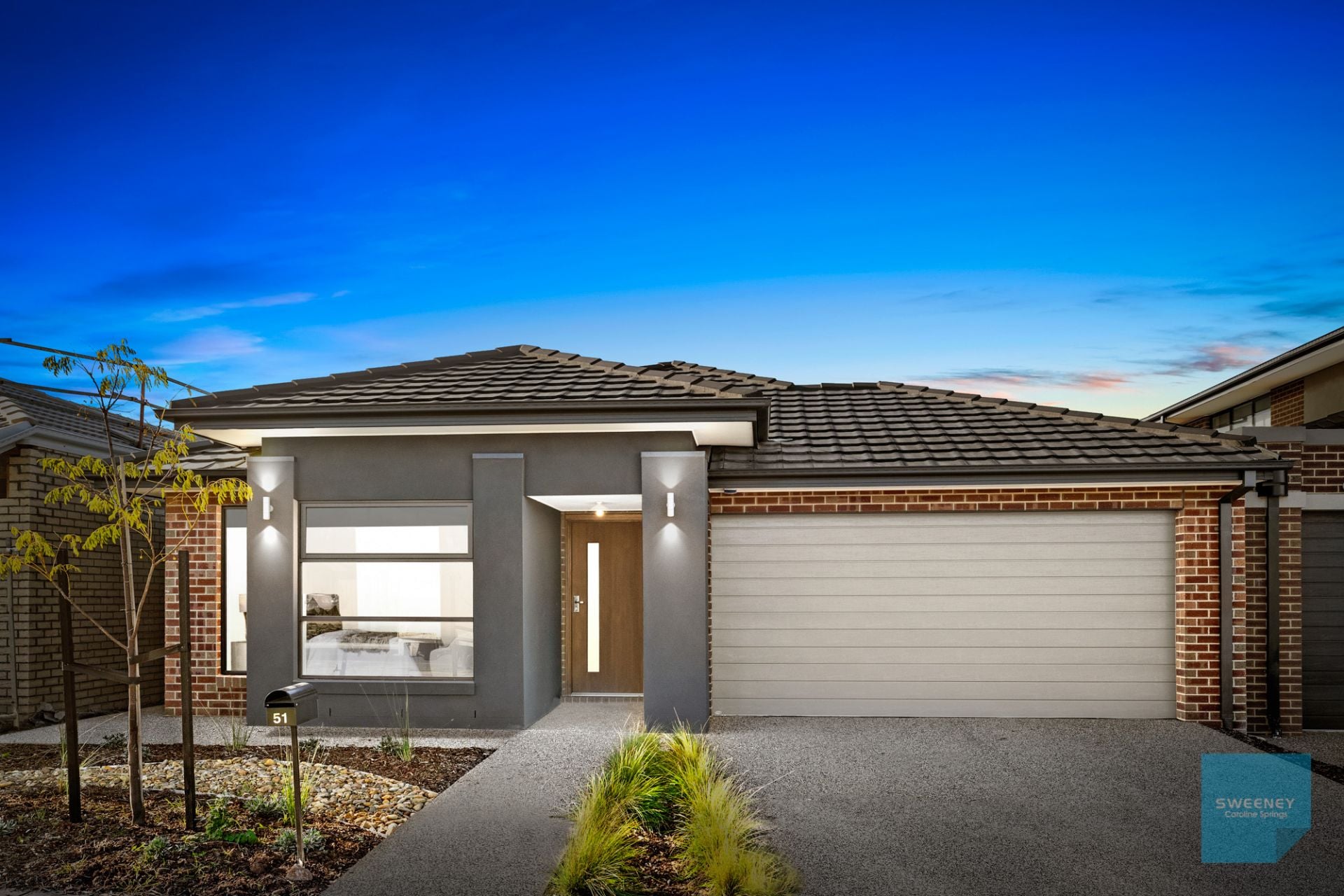 51 Mamic Boulevard, Fraser Rise - Thumbnail 2