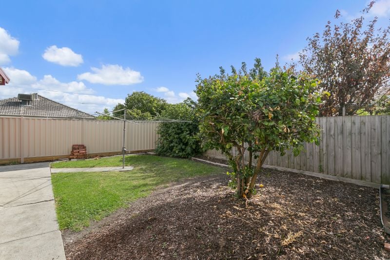 90 Spring Street, Thomastown