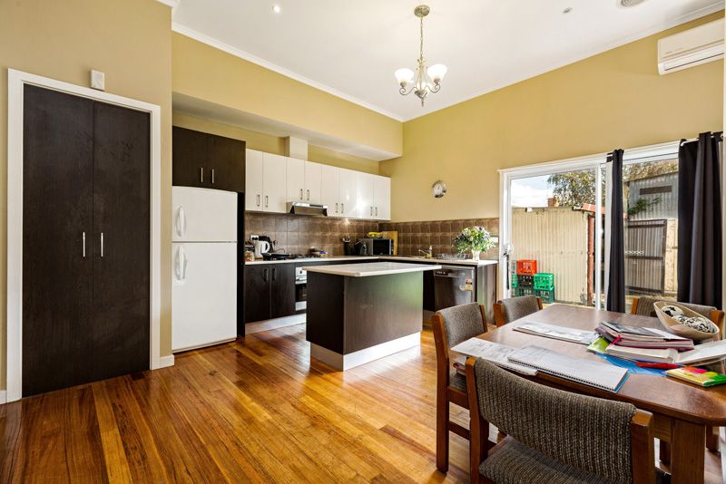 7 Essex Street, Footscray - Thumbnail 4