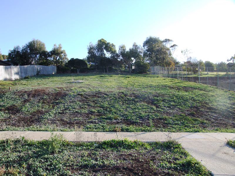 57 Riversdale Crescent, Bacchus Marsh - Thumbnail 4