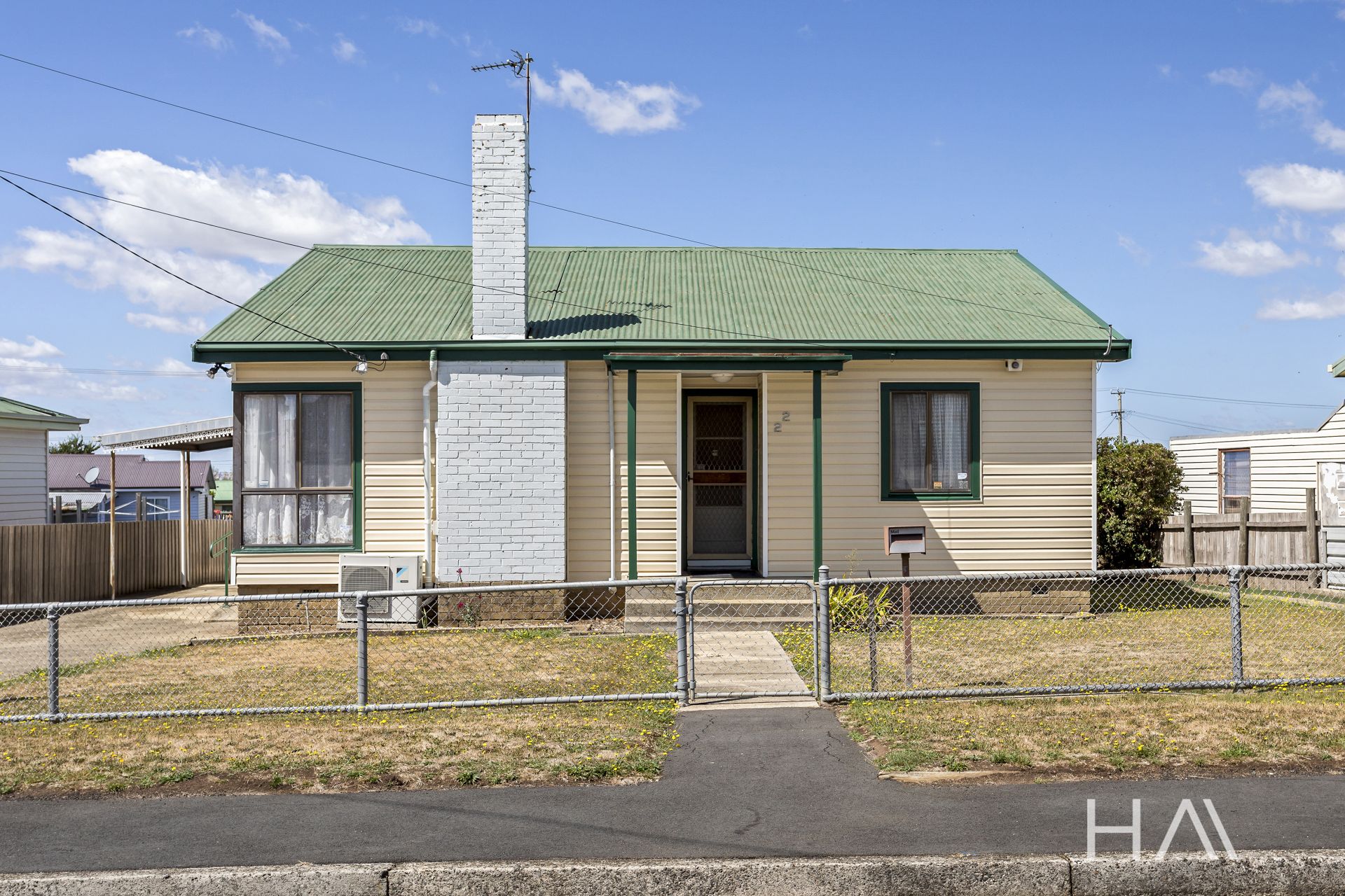 22 Cook Crescent Mayfield, Mayfield - Thumbnail 2