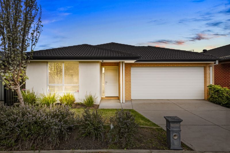 9 Henwood Rise, Mernda