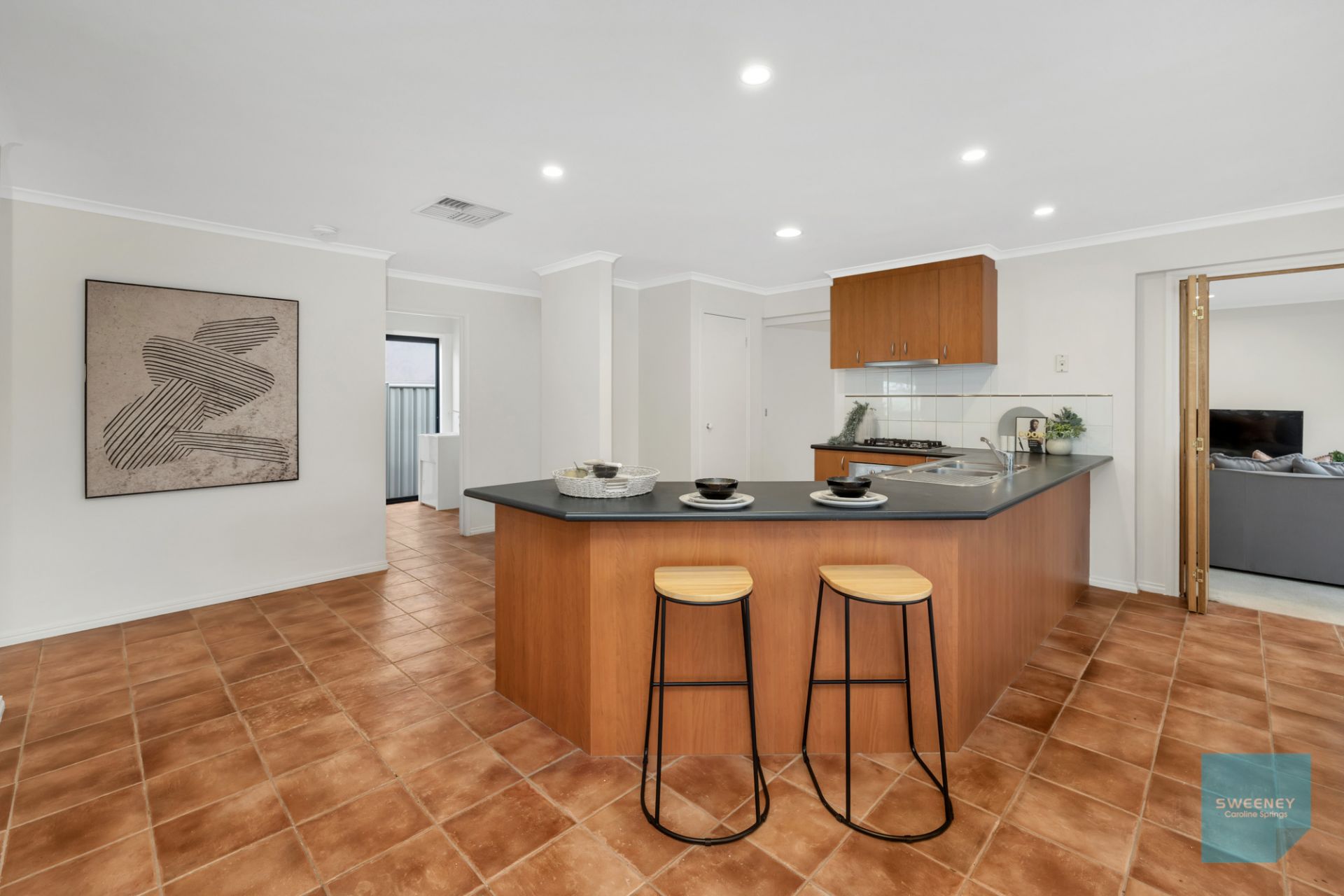 7 Smethwick Green, Caroline Springs - Thumbnail 5