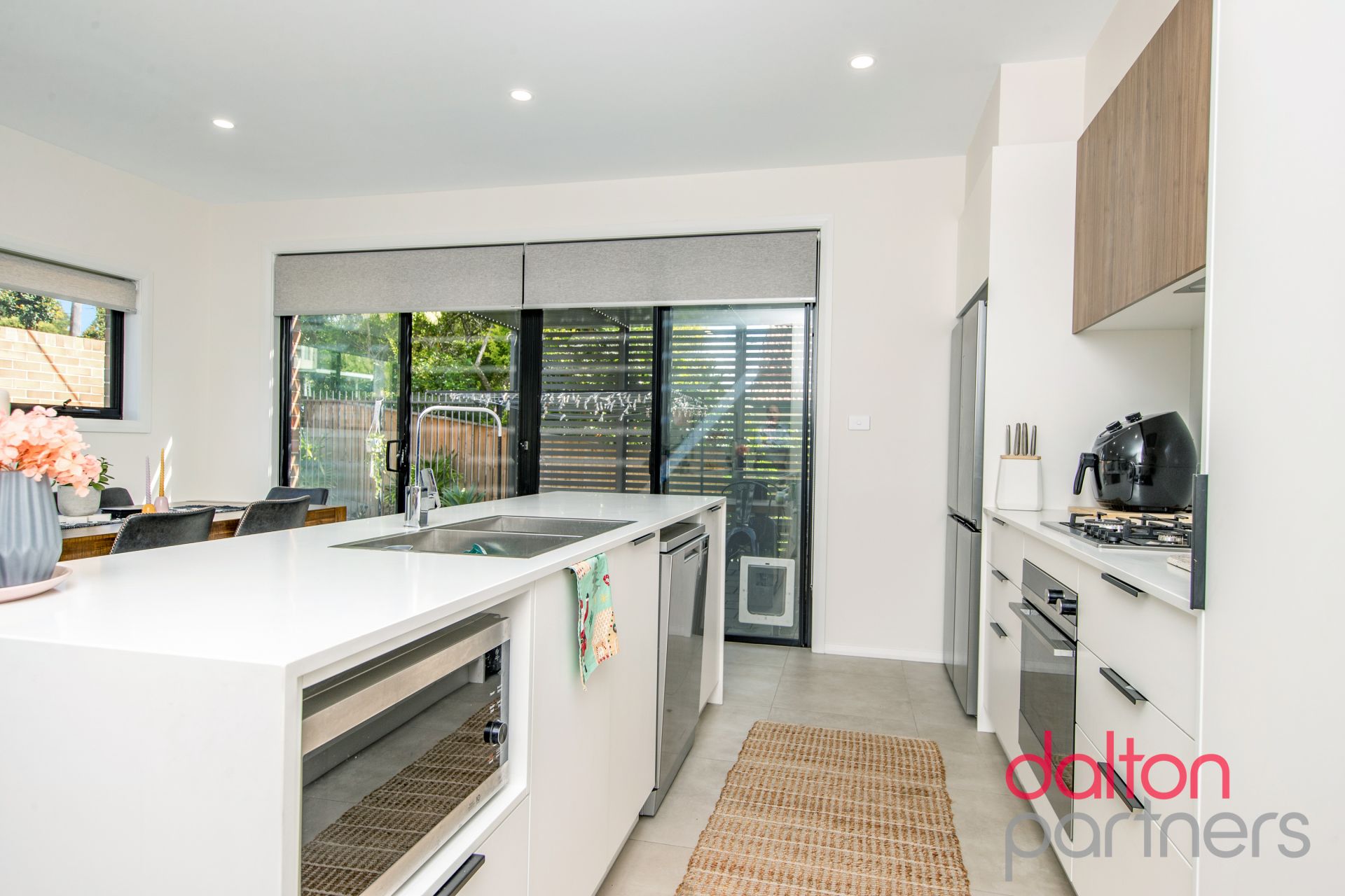 1/176 Park Avenue, Kotara Dalton Partners The Junction