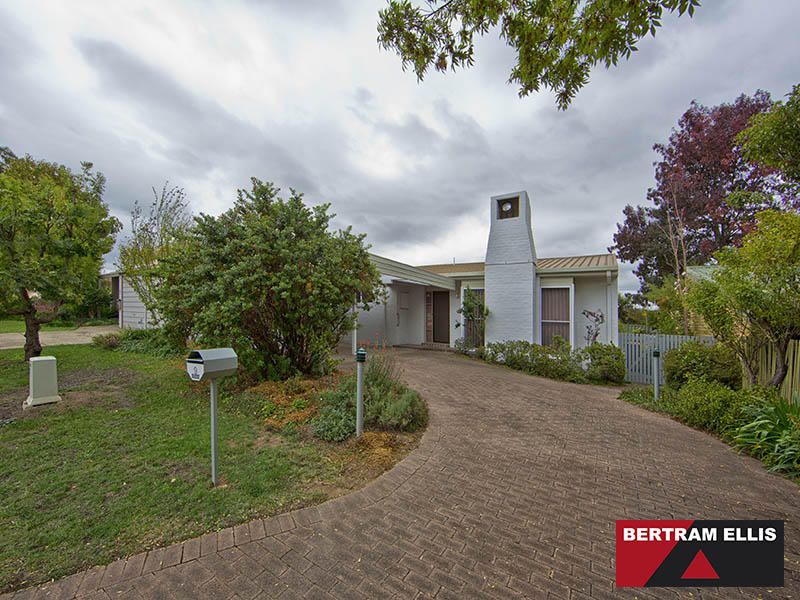 9 Logue Place, Stirling - Thumbnail 2