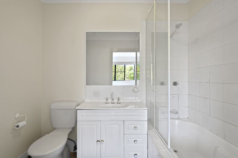 2/8-10 Yallanga Place, Mooloolaba