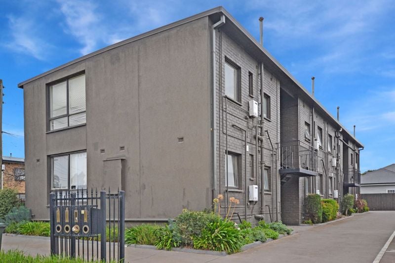 8/164 Leamington Street, Reservoir