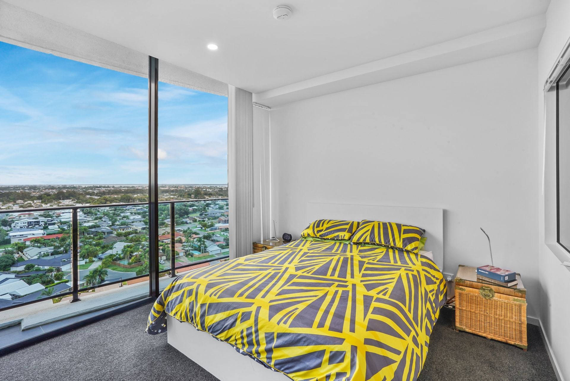51304/5 Harbour Side Court Biggera Waters QLD, Biggera Waters - Thumbnail 8