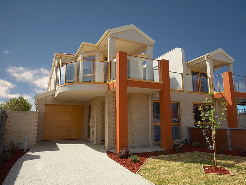 10 A Parkside Crescent, Altona - Thumbnail 3