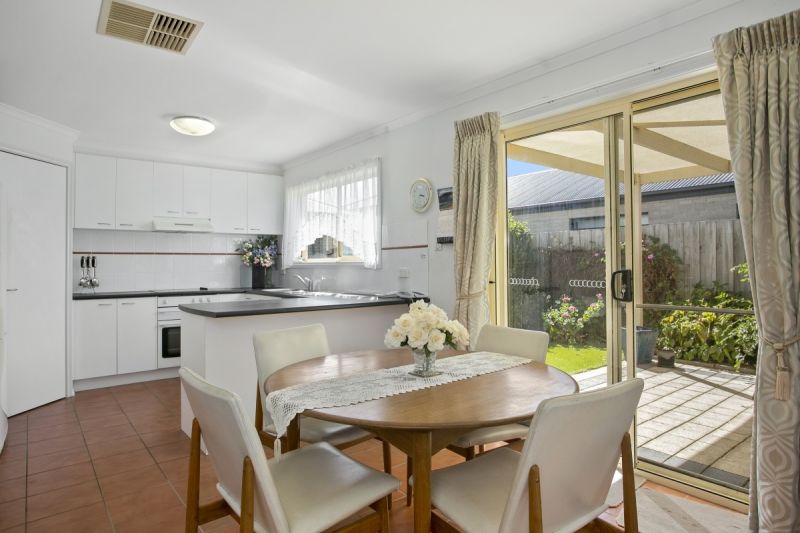 22 Daintree Way Ocean Grove VIC, Ocean Grove - Thumbnail 4