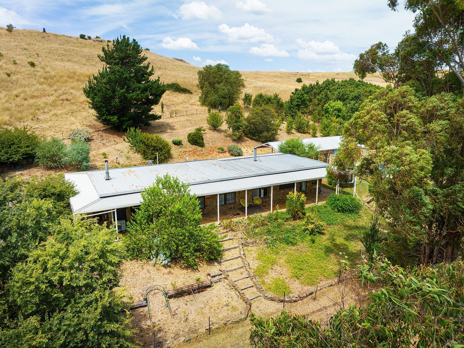 7164 Midland Highway, Guildford - Thumbnail 2