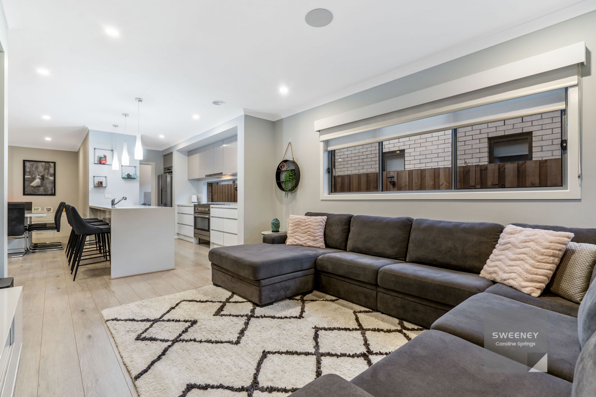 22 Lagoon Drive, Aintree - Thumbnail 7