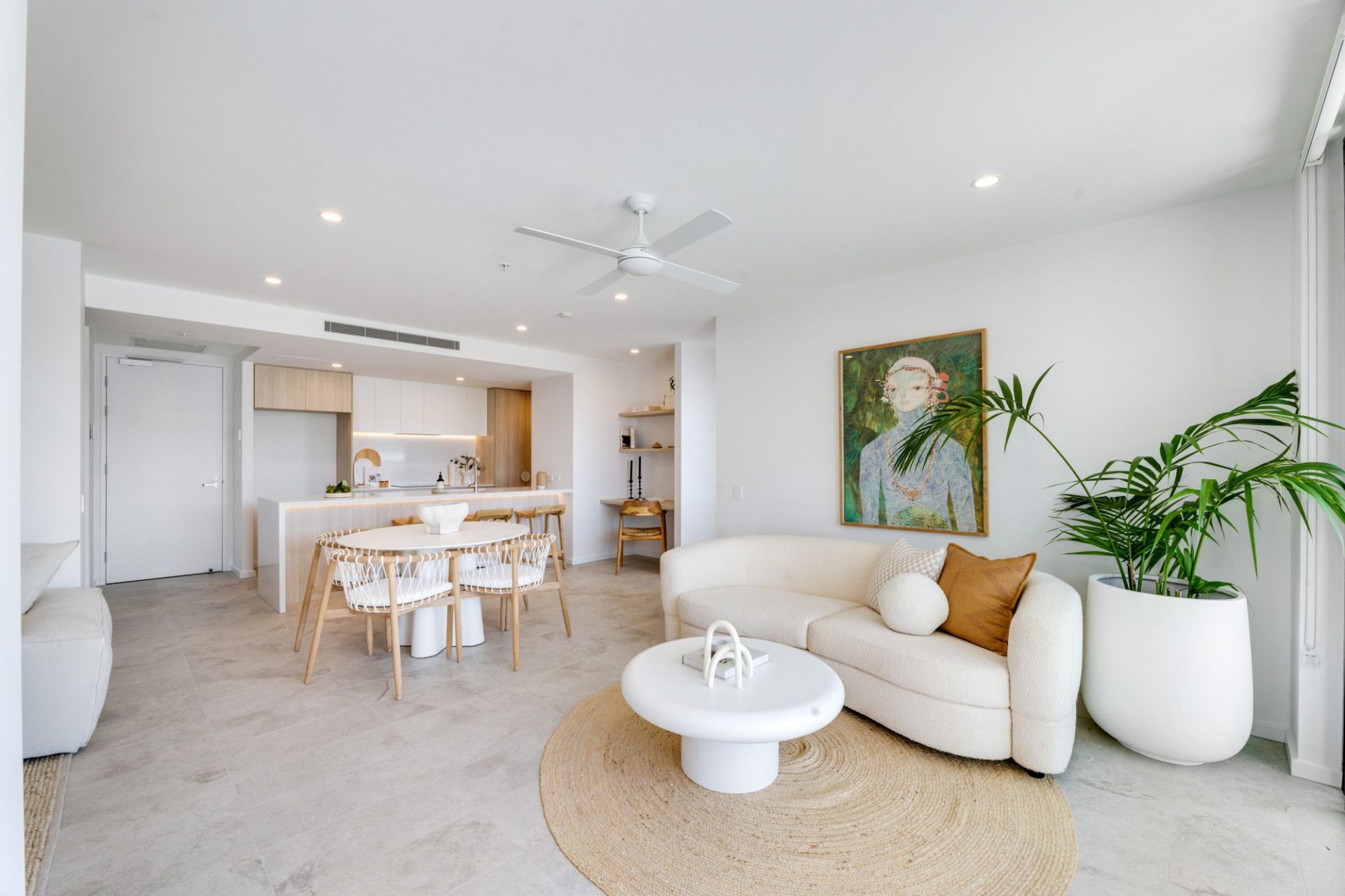 403/5 Nyrang Avenue, Palm Beach - Thumbnail 2