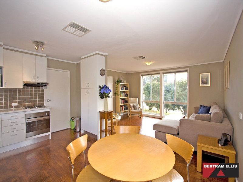 4 Moonta Place, Fisher - Thumbnail 5