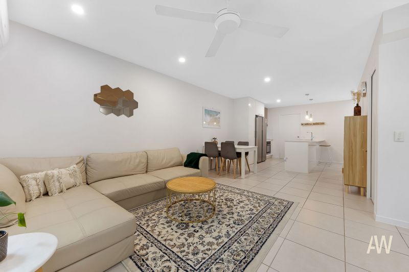Light, Bright, Modern Townhouse in Beautiful Buderim.